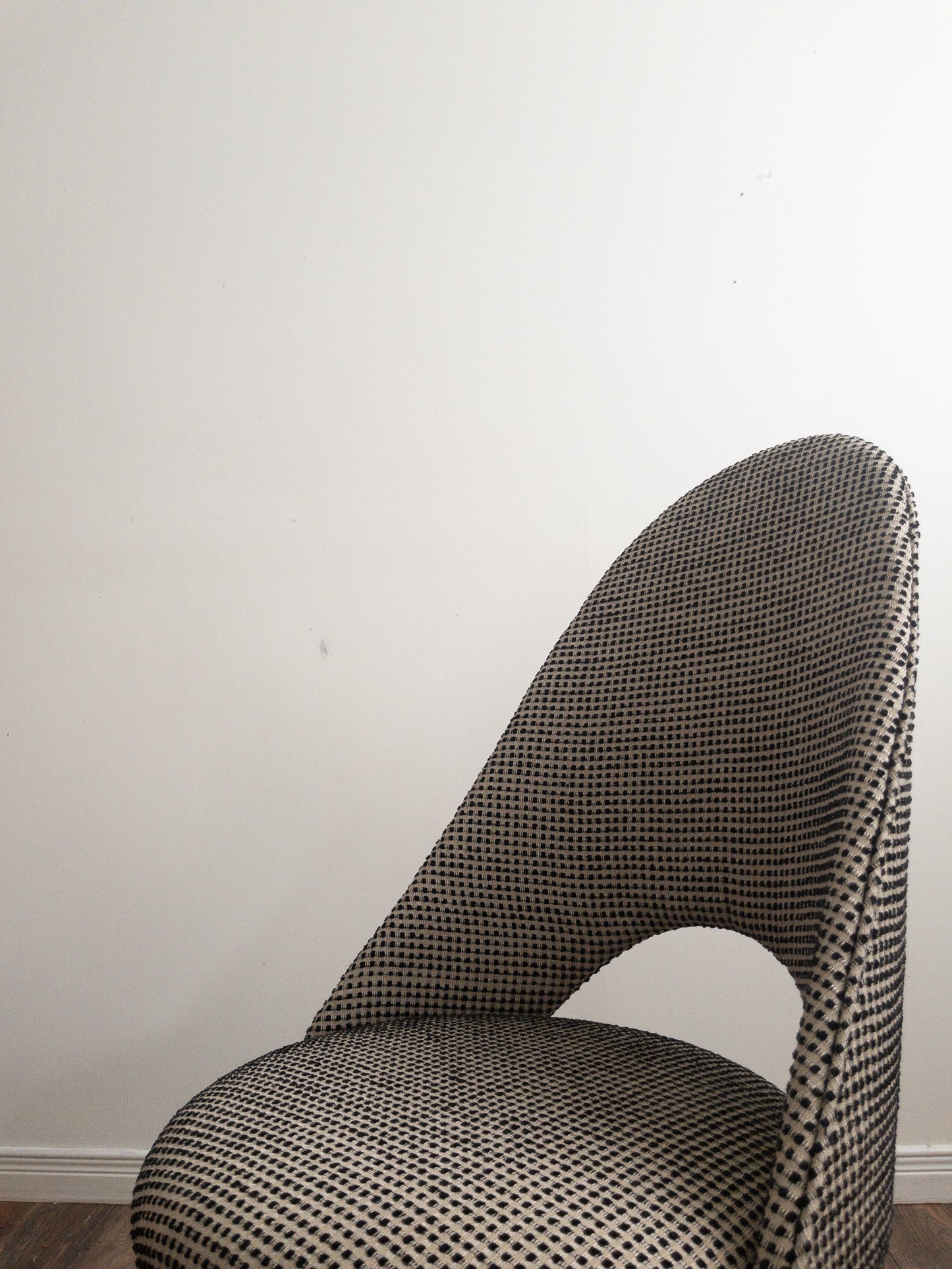 Retro swivel chairs