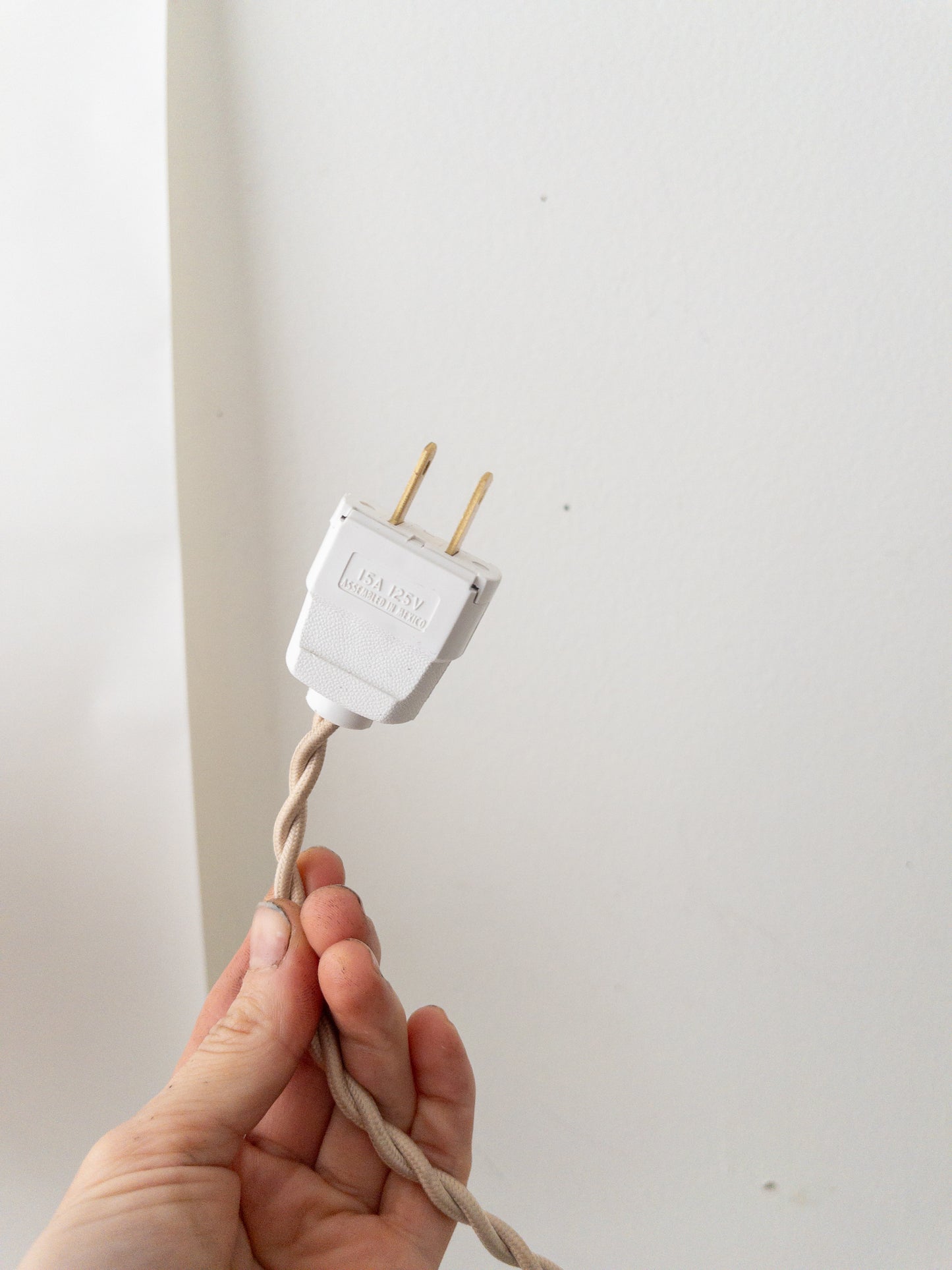 Popsicle table lamp