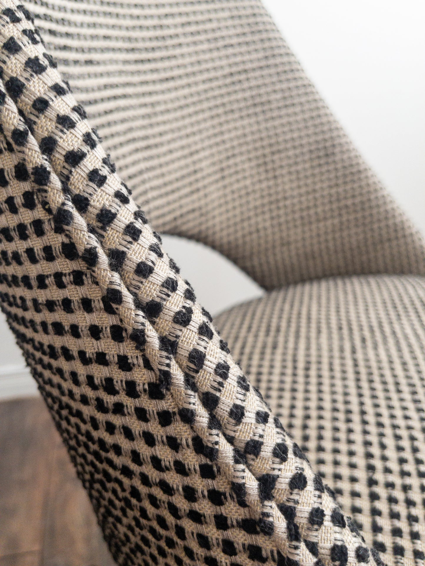 Retro swivel chairs