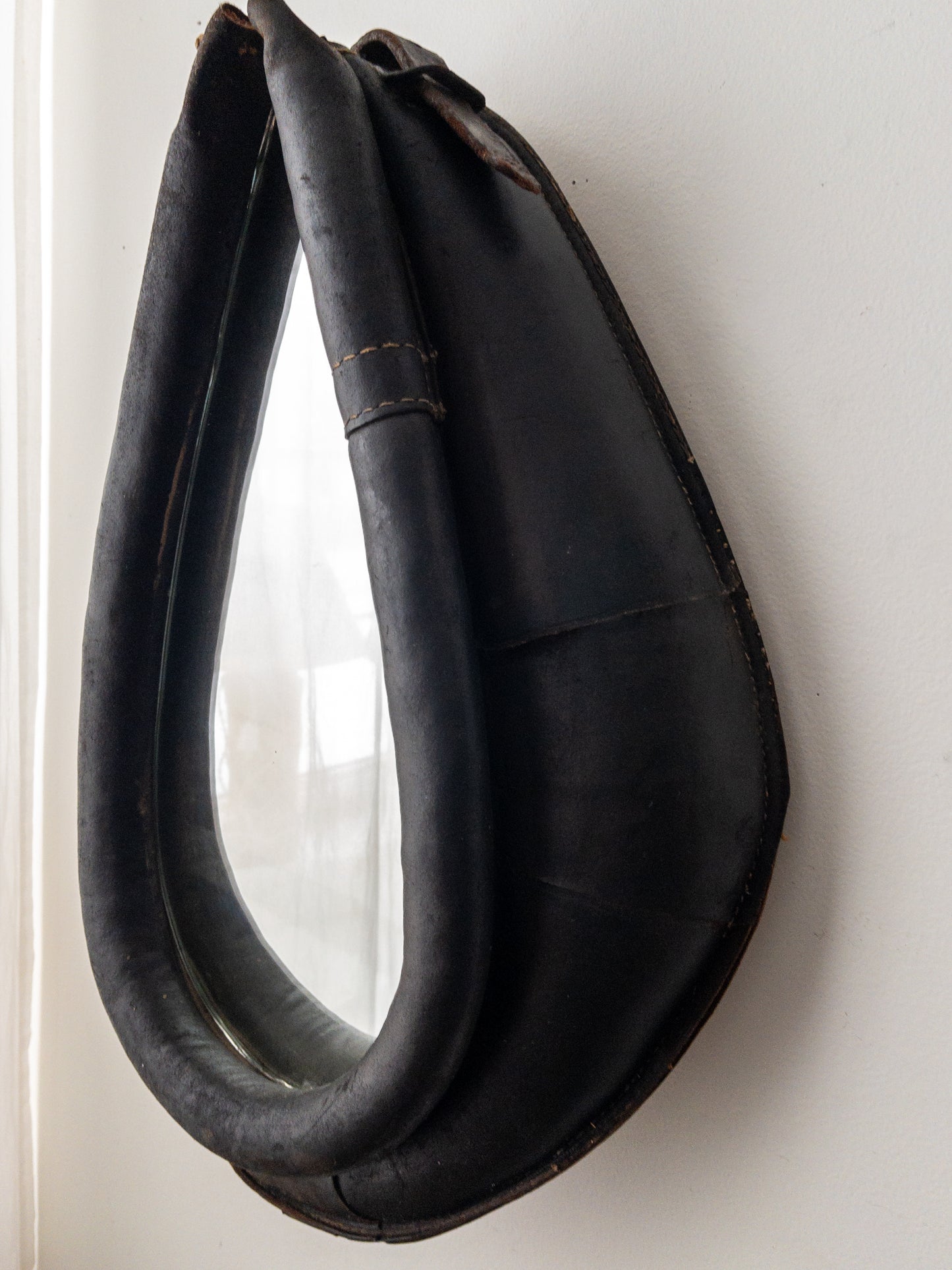 Horse collar wall mirror