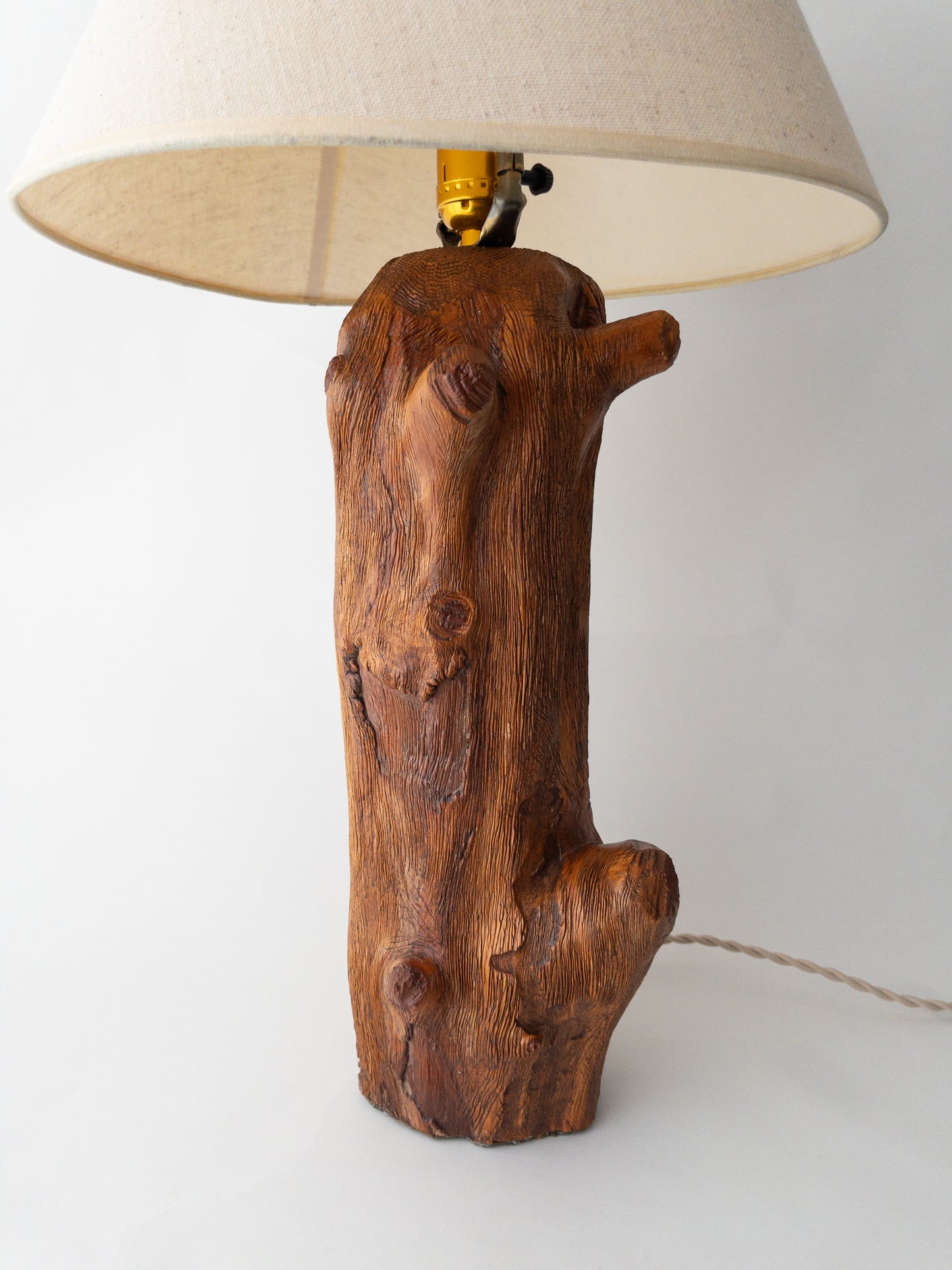 Medium wood log lamp