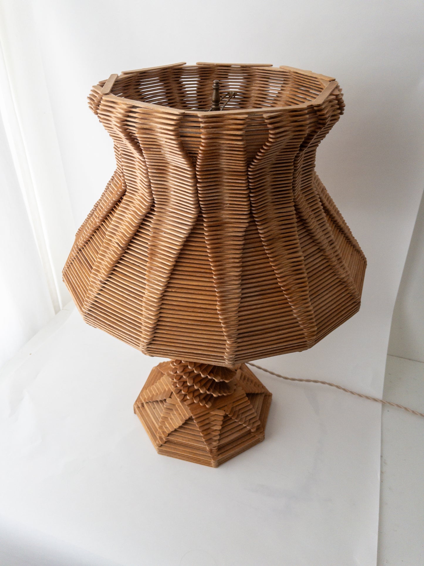 Popsicle table lamp