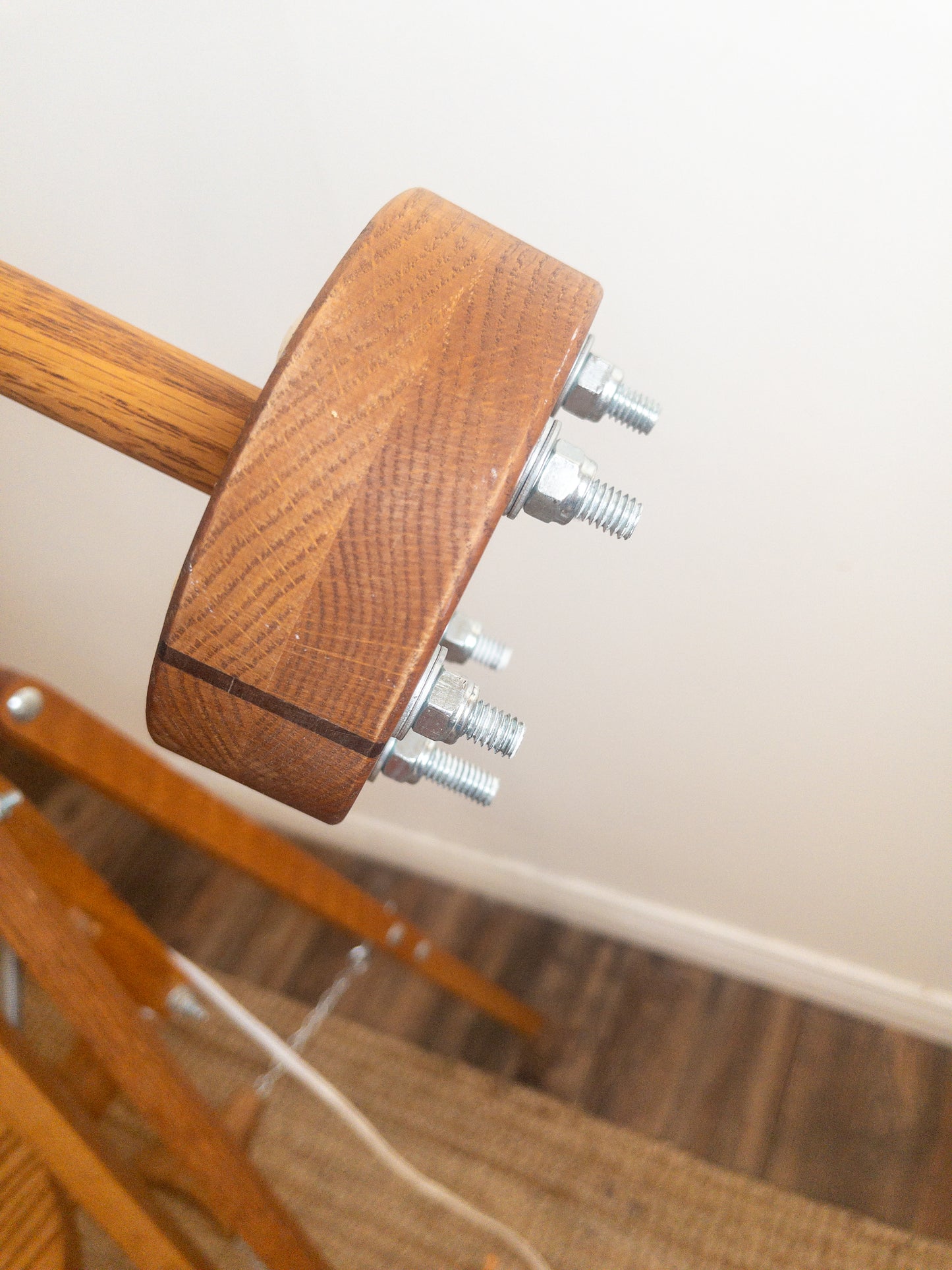 Tripod floor lamp
