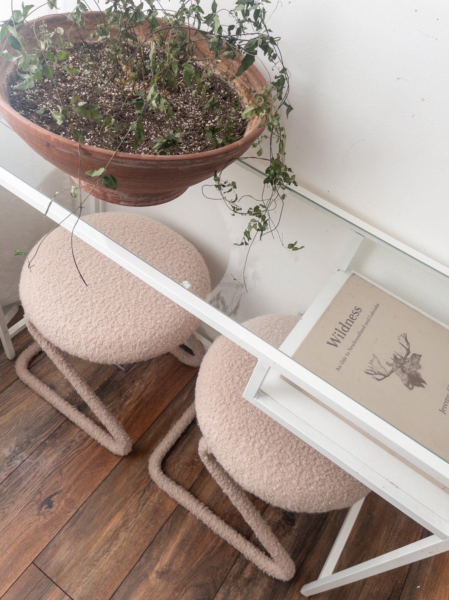 Boucle stools